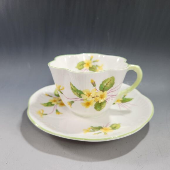 Primrose Pattern Tea Cup Dainty Shape Shelley Bone China Spring Flowers February - Picture 10 of 10